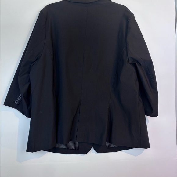 Torrid Plus Size 3 (3X / 22) Black One-Button Blazer Jacket Career Workwear - Picture 3 of 16
